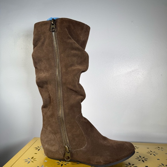 Bakers Brown Suede Slouch Knee-High Boots with Side Zip – Size 7 - Picture 3 of 12